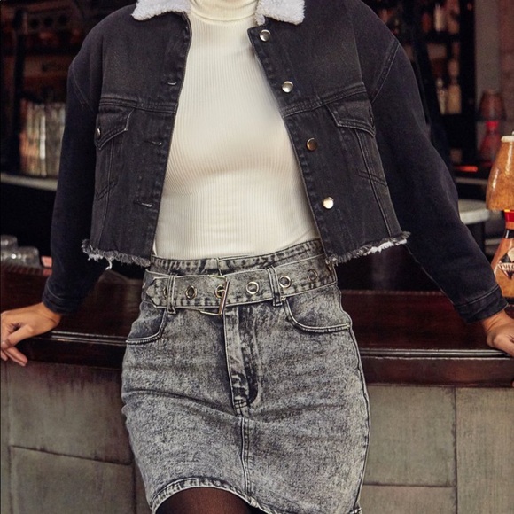 Fashion Nova Dresses & Skirts - 🆕 Fashion Nova: Rick It Belted Mini Skirt